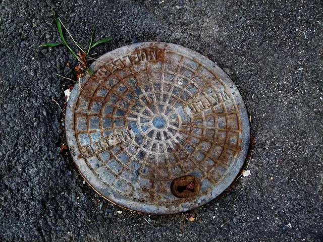 TCR Engineering in Navi Mumbai conducts EN 124-5 tests including load, deflection, tilt, fatigue (1L cycles), and permanent set for manhole covers.